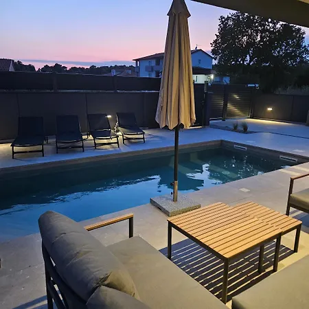 Villa Vip *